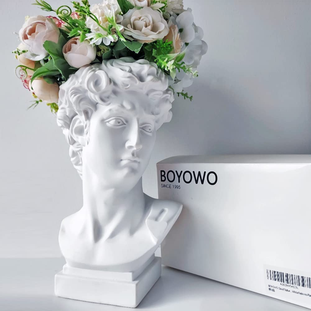 david bust vase with pretty flowers, a great gift idea for mom on Mother's Day