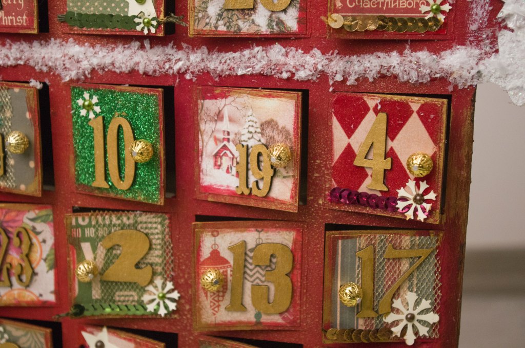 christmas traditions : advent calendar