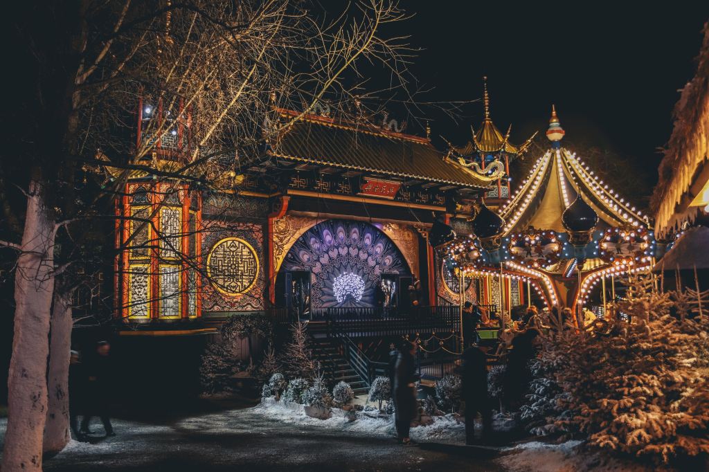 Christmas village : tivoli gardens