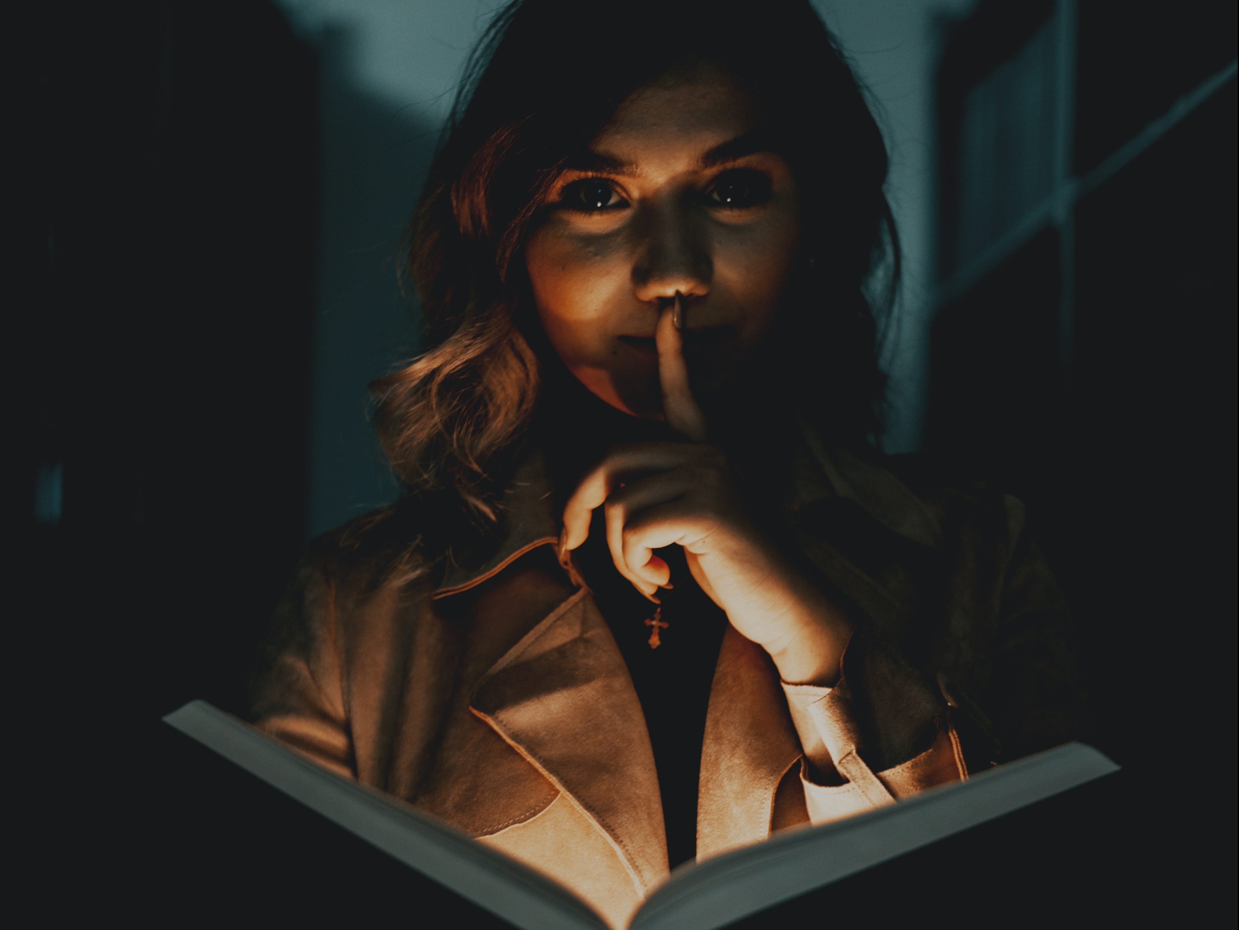 Golden Leaves, Dark Tales: Fall’s Best Scary Books